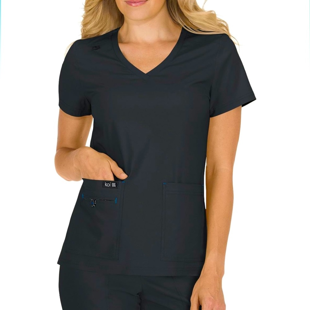 Koi Basics Scrubs Set